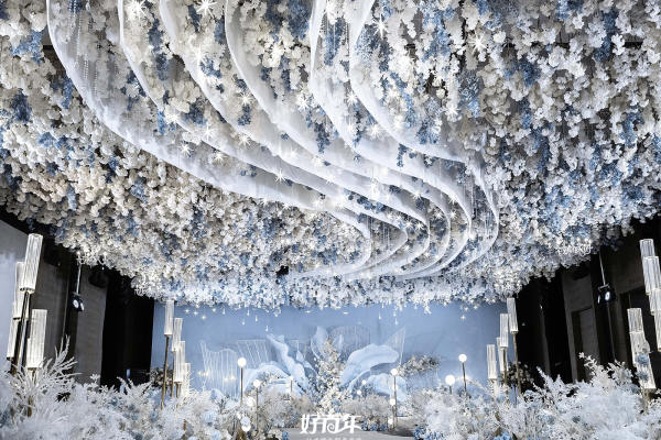 【轻奢套餐】BLUE WONDERLAND婚礼策划