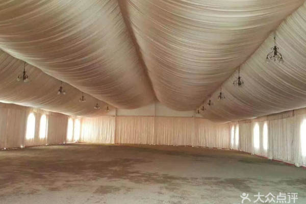 移动篷房婚礼