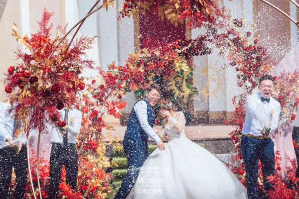 草坪婚礼