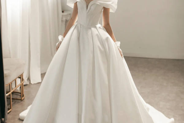 Pronovias-店长热推婚纱礼服套餐