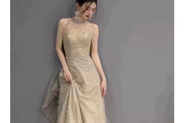 金色气质礼服