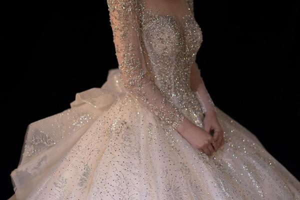 Pronovias-超值租赁婚纱礼服套餐