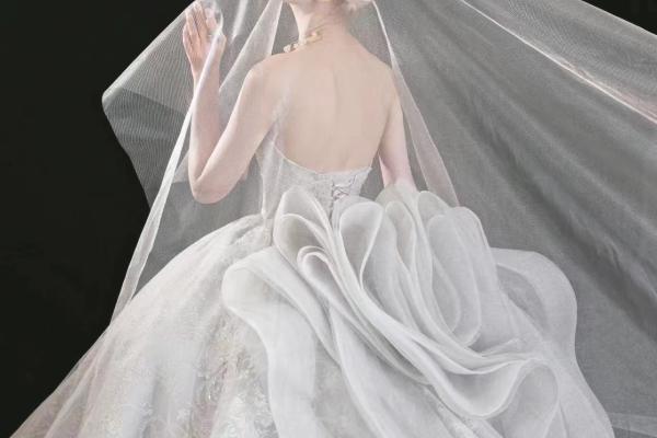 Pronovias-力荐婚纱礼服套餐