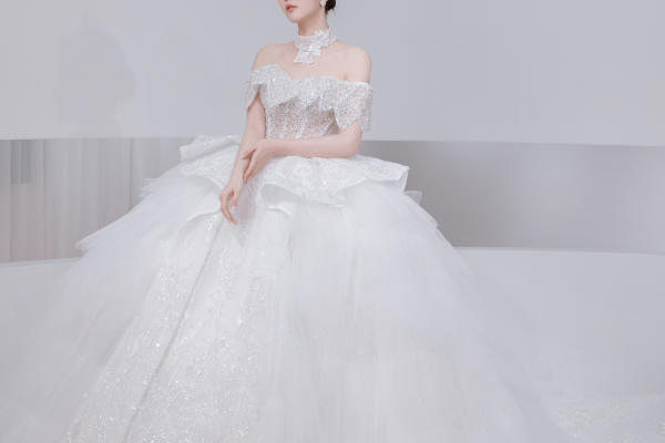 Pronovias-爆推婚纱礼服套餐