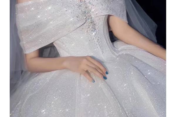 pronovias-店长热推婚纱礼服套餐