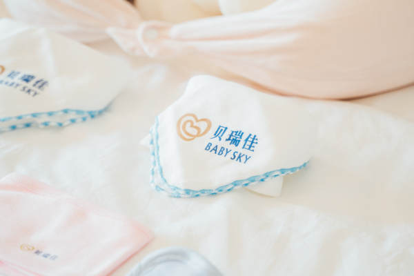 舒适月子房一对一护理
