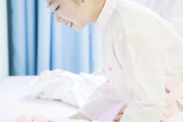 高级月嫂