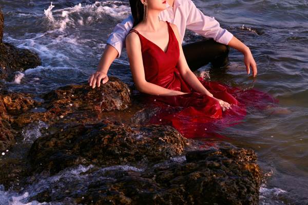 海边婚纱照