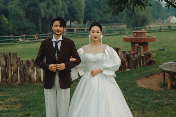 大连婚纱照|三寰牧场【施华洛婚纱摄影】