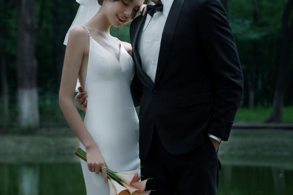 电影感森系婚纱照