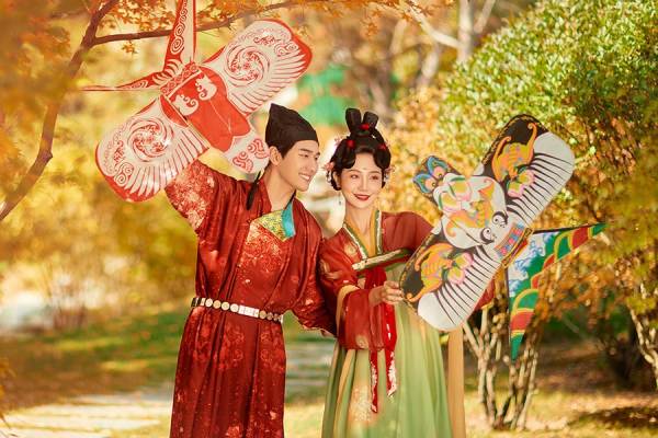 【全民专享】精修40张+送男士西服+婚纱摄影