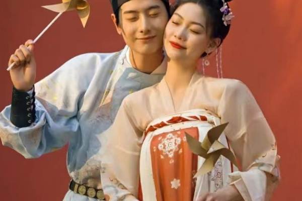 【爆款ins风】婚纱摄影+总监已对一拍摄+十服十造