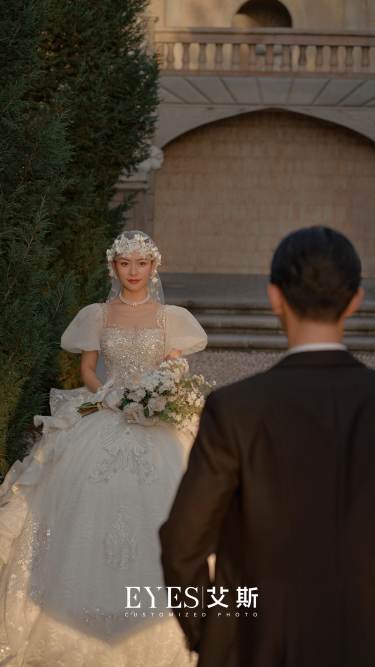 出片率超高的满分重工高级感婚纱照
