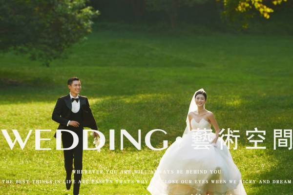 轻奢婚纱摄影/旅拍婚纱照拍摄/韩式结婚照花海
