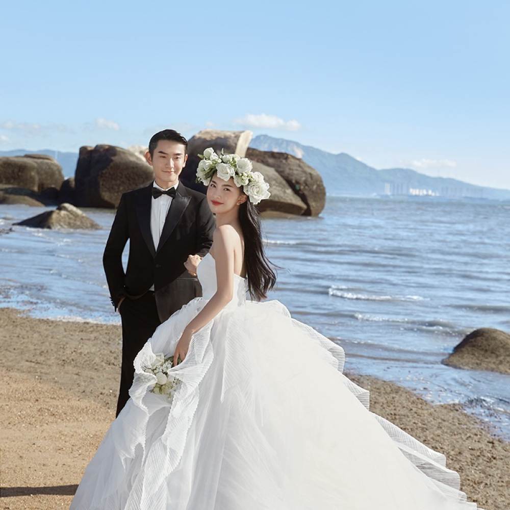 三逸鹿婚纱摄影