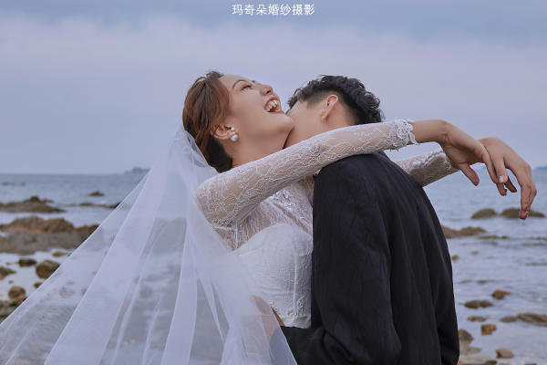 海边礁石