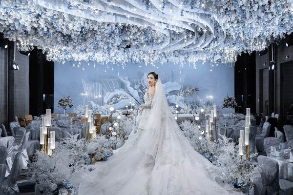 【轻奢套餐】BLUE WONDERLAND婚礼策划