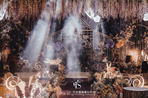 西郊宾馆《奇幻森林》
