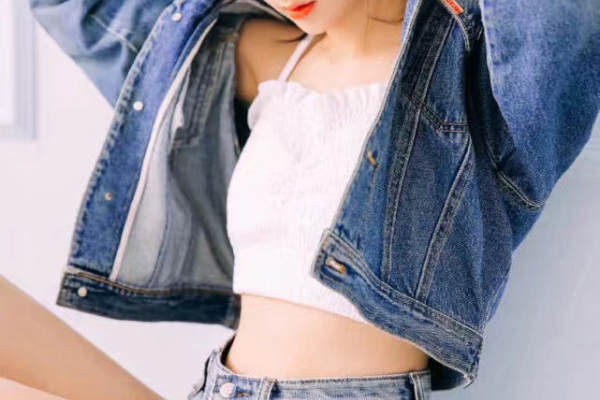 八月印象摄影工作室