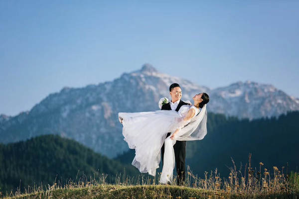 逸阁视觉婚纱写真摄影