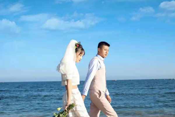 花嫁之约婚纱摄影