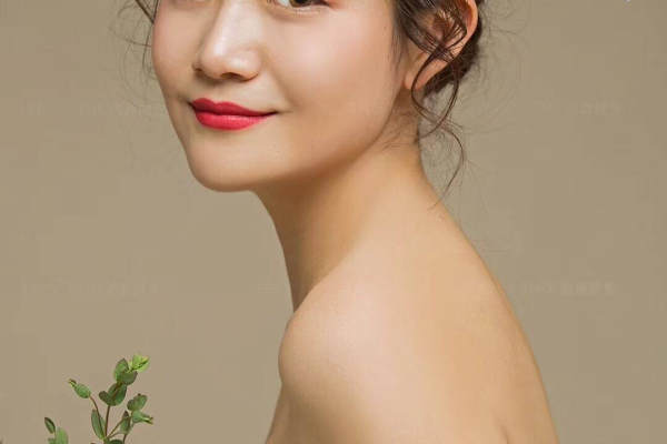洛西时光婚纱摄影
