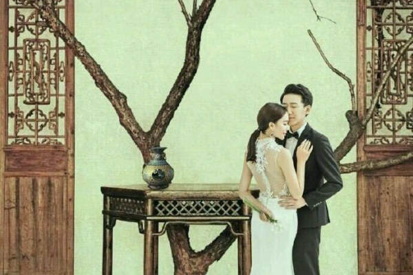 金百合婚纱摄影
