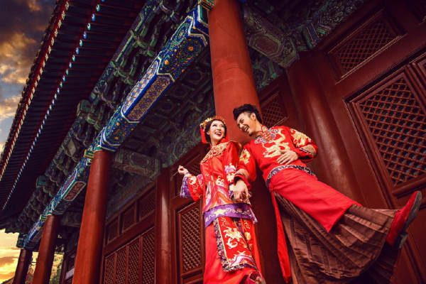 巴黎春天婚纱摄影(步行街店)