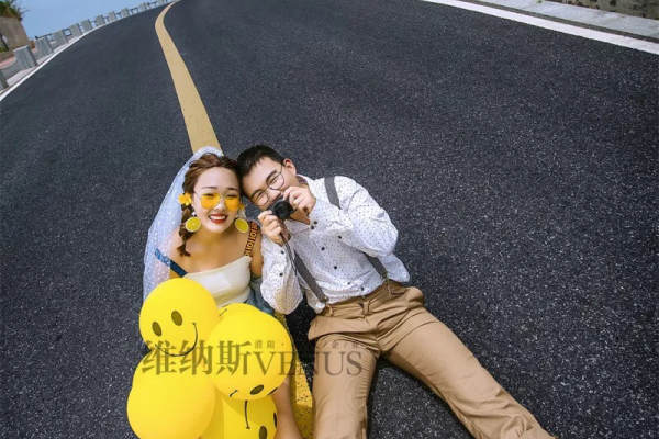 维纳斯婚纱摄影