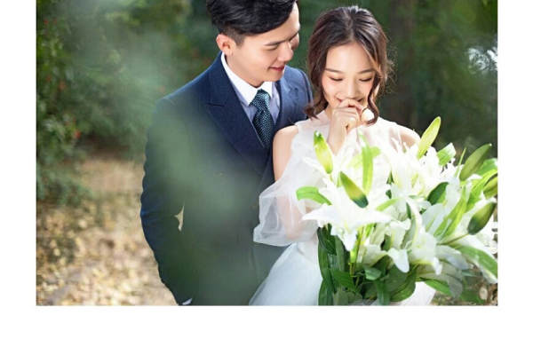 大城小爱婚纱摄影