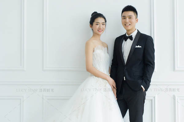 洛西时光婚纱摄影