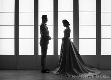 映尚婚纱摄影