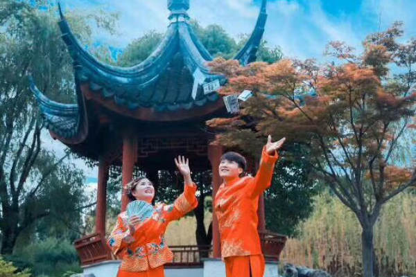 梦丹婚纱摄影