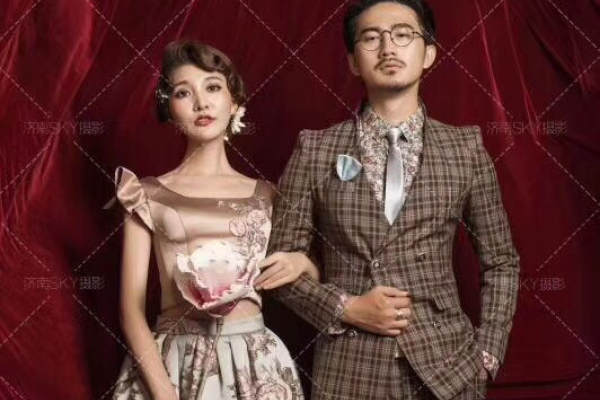 SKY婚纱摄影