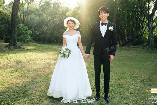 伍加伍婚纱摄影
