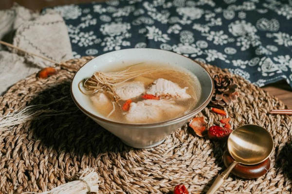 营养师量身定做月子餐
