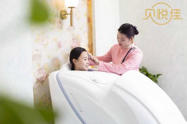 四星月嫂+产后修复
