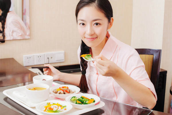 特级月嫂