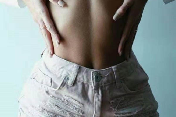 腹直肌修复