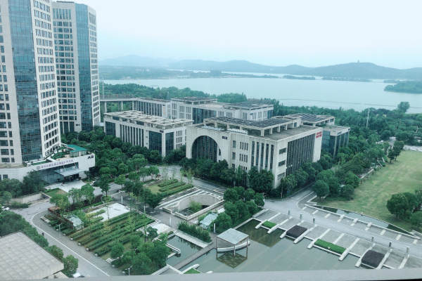 88800元【湖景精致大套间全程一对一】